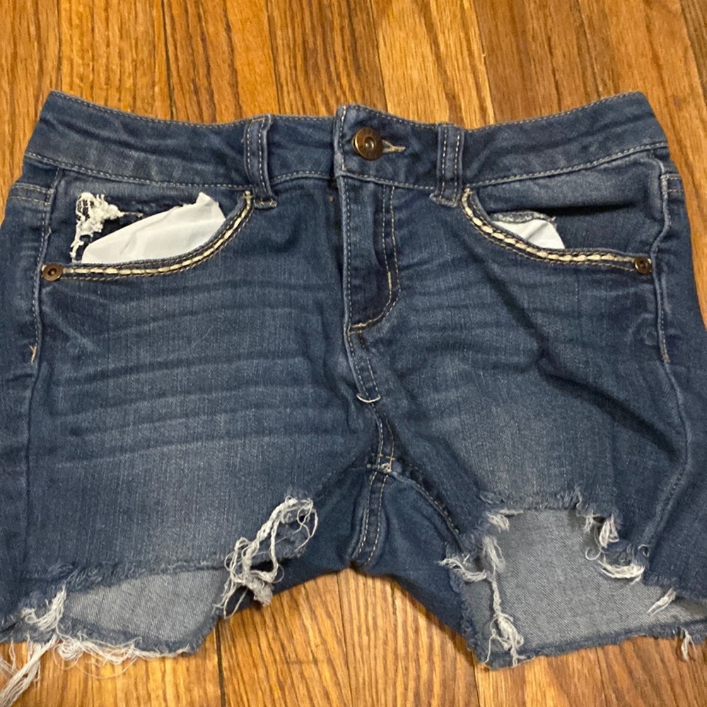 Blue true carafe blue Jean shorts!